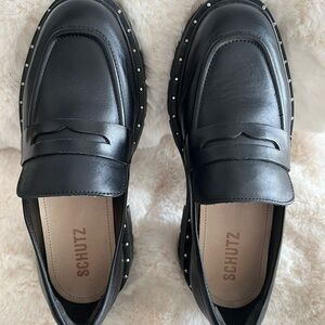 SCHUTZ Black Leather Loafers Sleek Design